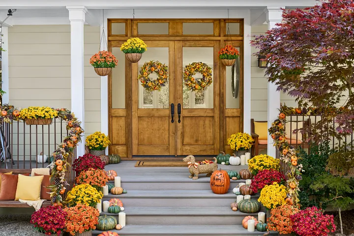 Outdoor Lanterns for Autumn Porch Ambiance